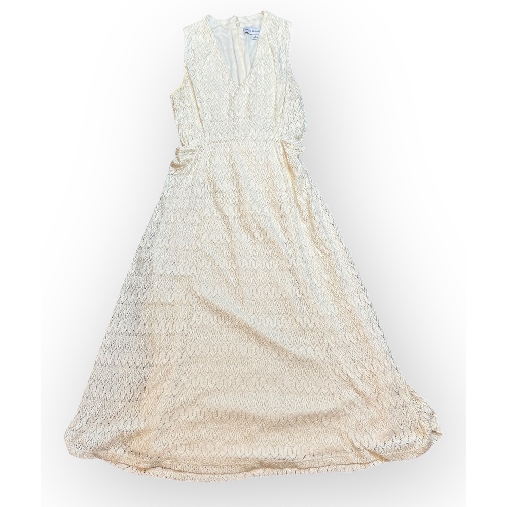EMMA & MICHELE Lace Maxi Dress Ivory‎ Sleeveless V Neck Lined Size 6
